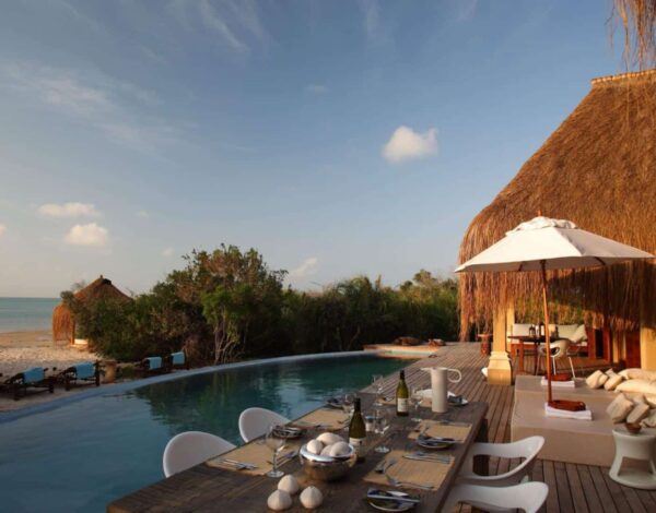 Villa Presidential, Amizade Mozambique