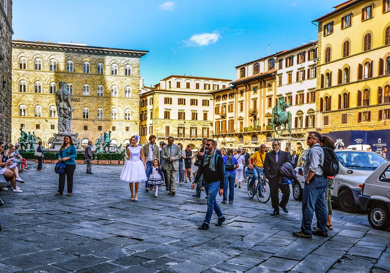Romance Over the Arno: A Closer Look at Ponte Vecchio, Florence's Most Iconic Bridge 2 florence ponte vecchio