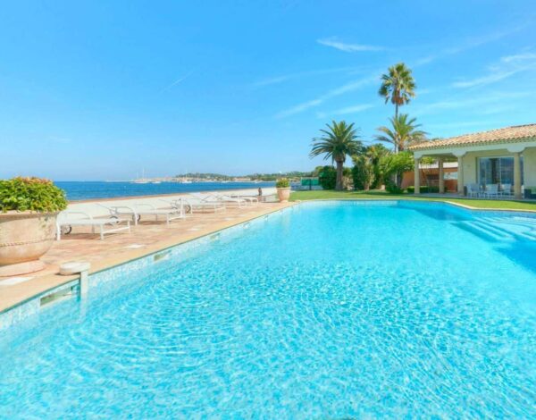 Villa Victoria