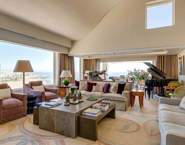 La Rive Penthouse