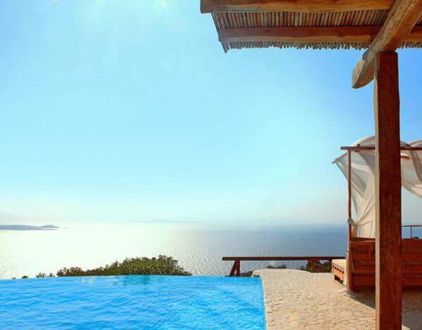 Villa Theseus