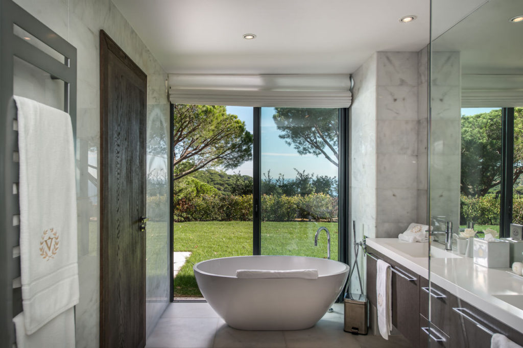 Villas to Rent in St Tropez, Late August 2026: The Addresses Still Open - villa margot st tropez ensuite bathroom four