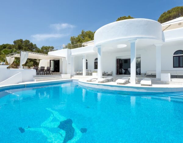 Cala Jondal