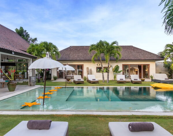 Villa Iluh (Abaca Villas) – 6 BD