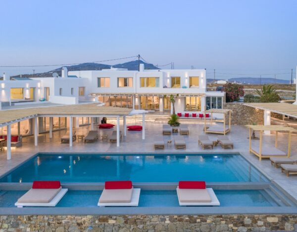 Mykonos Estate | 20 BR