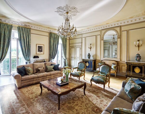 Presidential Apartment Tuileries, Park View