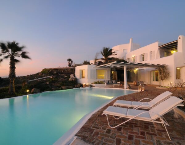 Elia | 4 BR