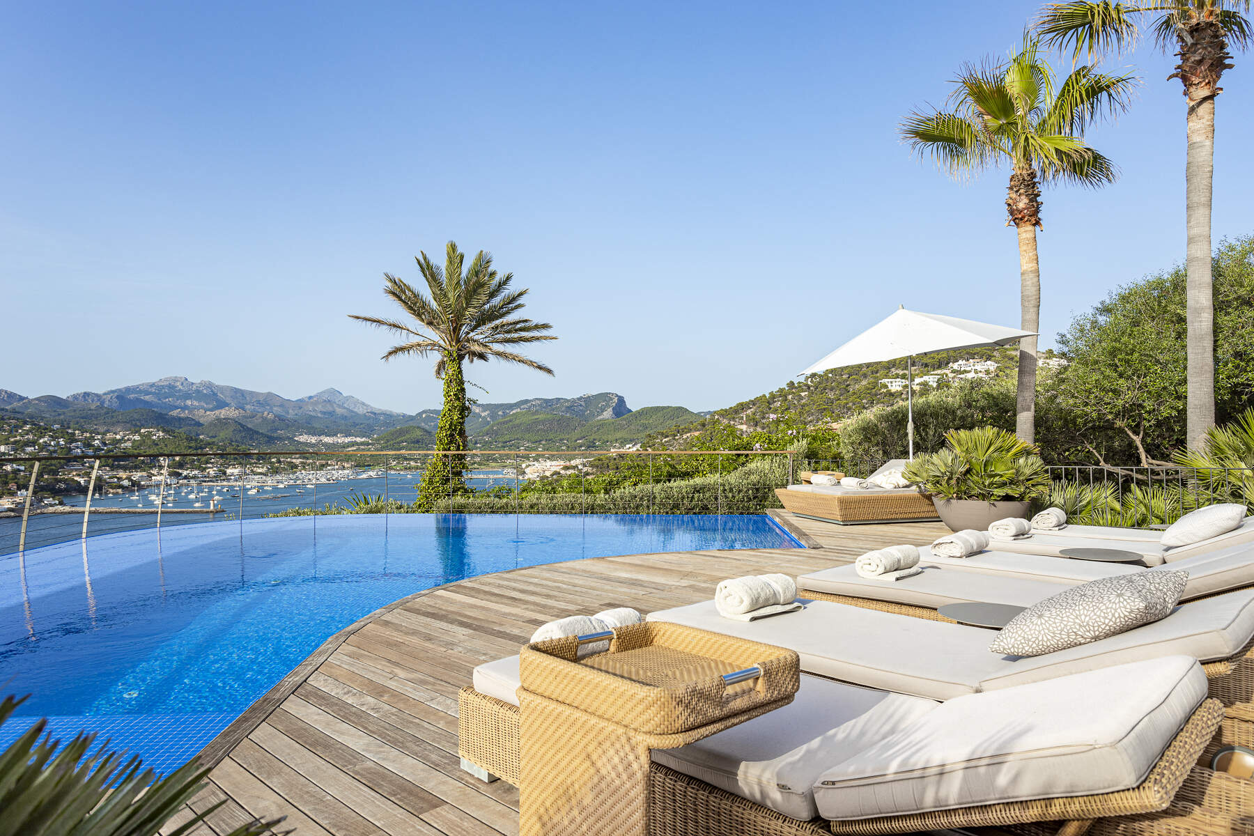 Isa | 6 BR | Mallorca Villas | Haute Retreats