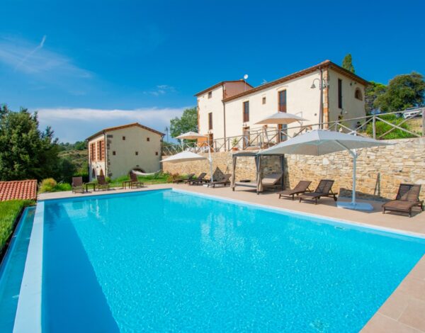 Ila | 6 BR