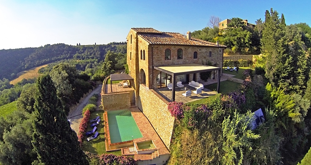 Salvia | 8 BR - Tuscany villas for rent | Haute Retreats