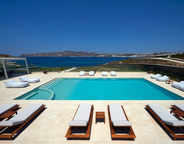 Imperiale with private beach