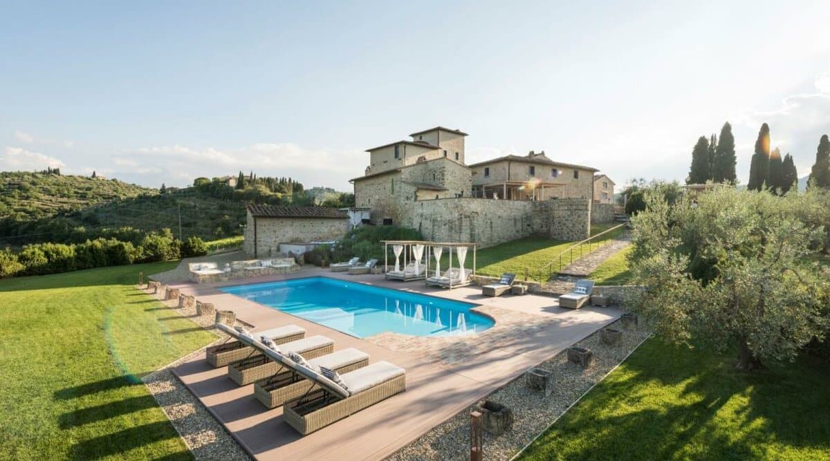 villa vitigliano by Haute Retreats