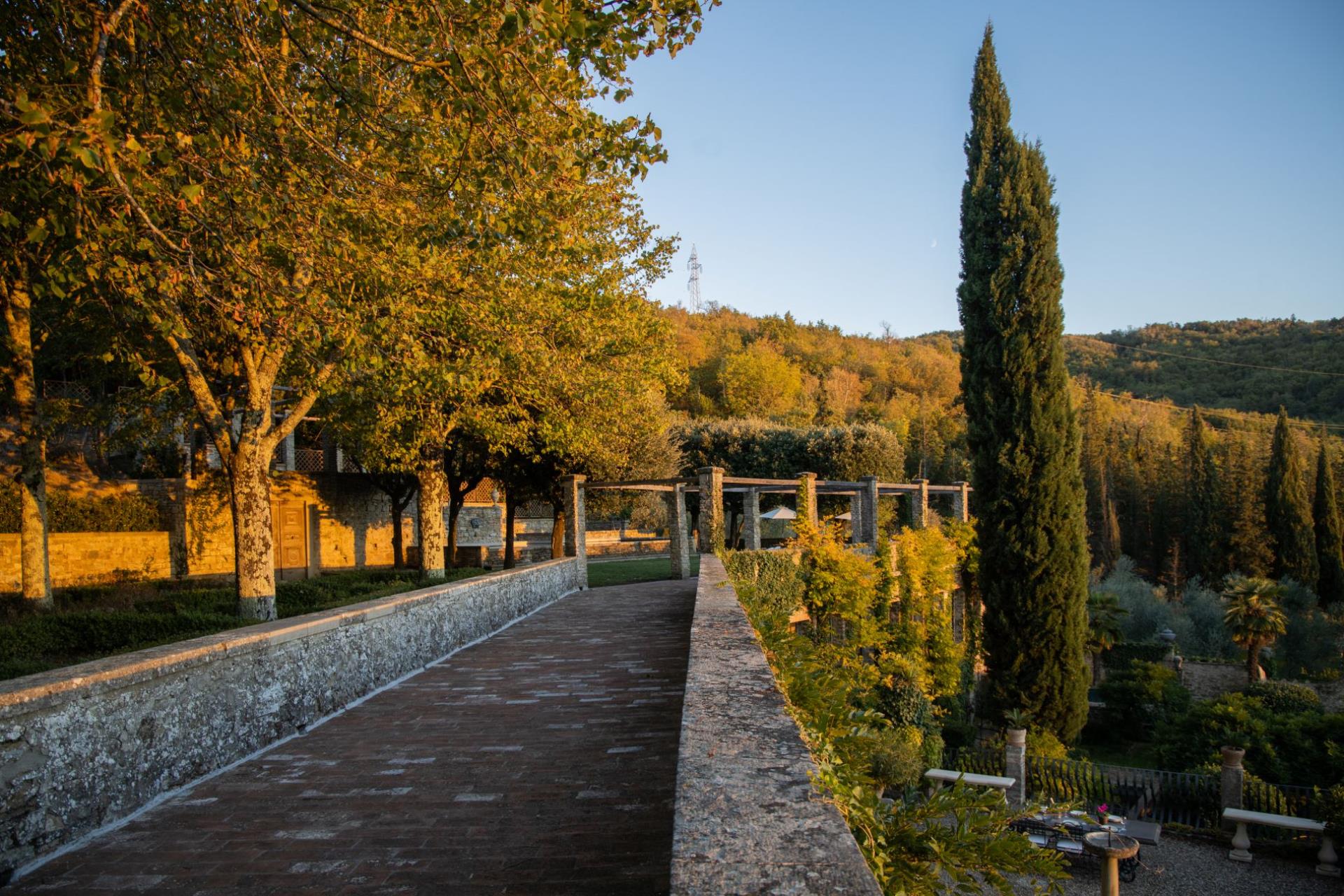 Villa I Busini – A Peruzzi de Medici Estate –