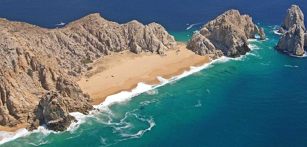 Lovers beach Los Cabos