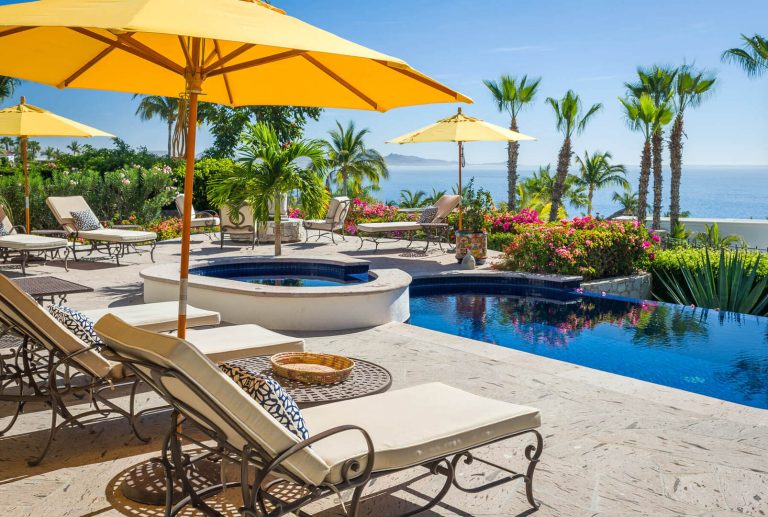 Villa Las Brisas, a Palmilla hilltop villa with infinity pool, Los Cabos