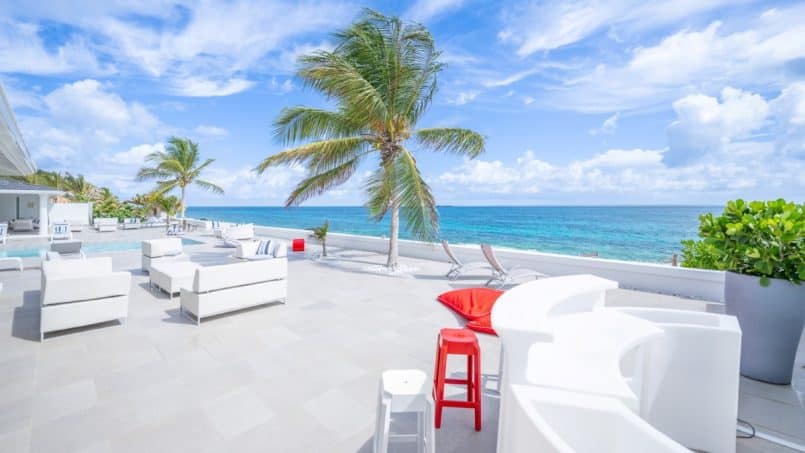 st Martin villas available NYE