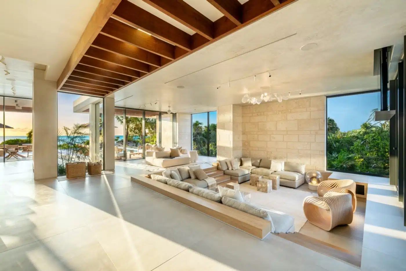 Luxury Family Vacation Destinations for Summer 2025: Where to Go & Stay 1 luxury family vacation in 2025