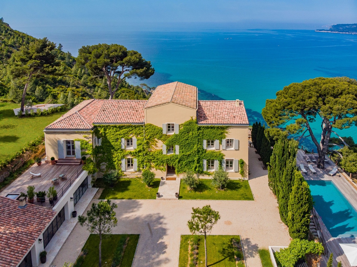 Villa Riviera | French Riviera Villa Rentals | Haute Retreats