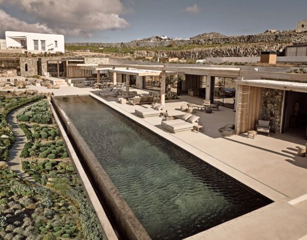 Villa Equinox