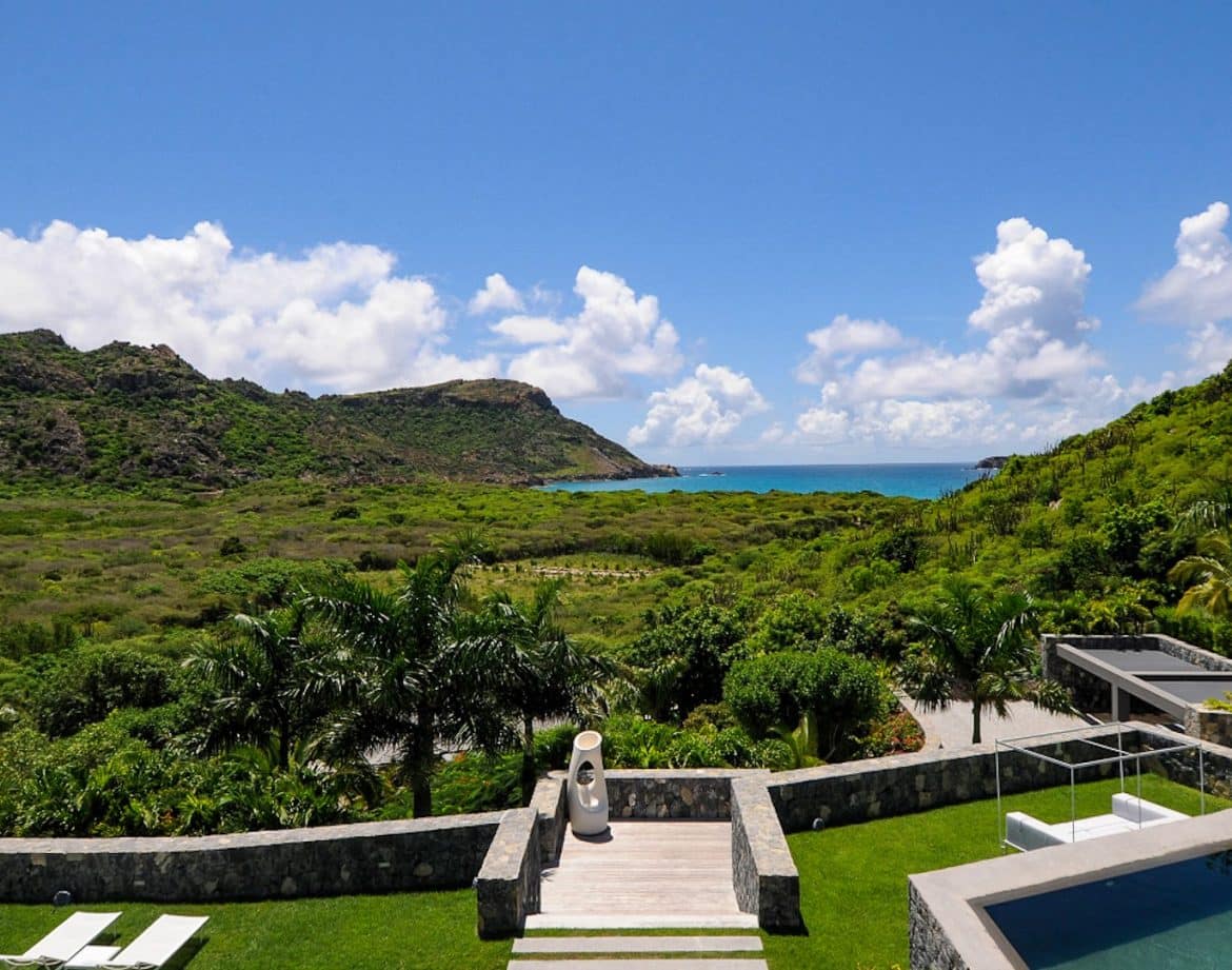 Beachfront Caribbean Vacation Rentals with Concierge