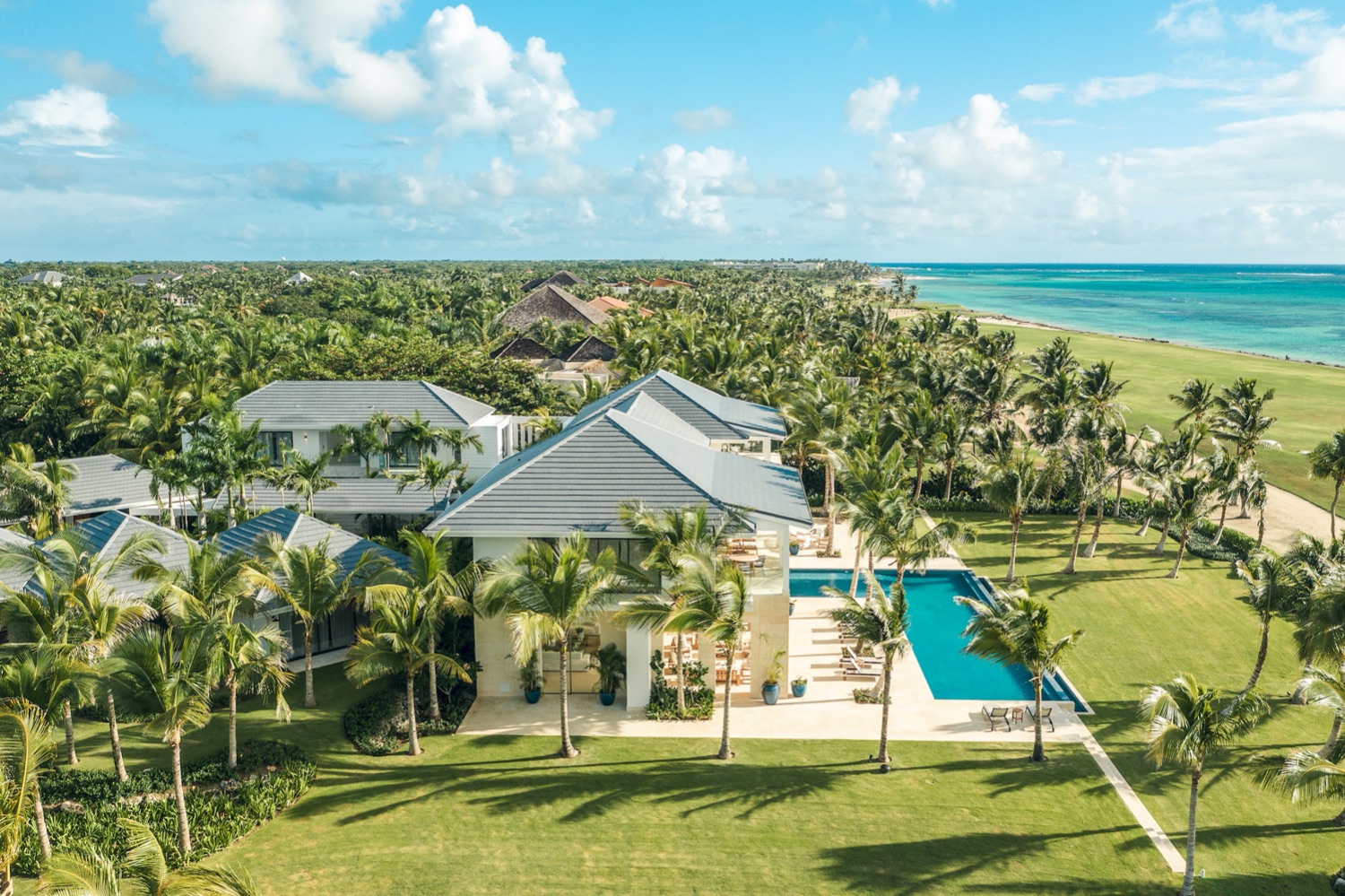 Discover the spacious Ananda villa, offering 17,223 sq. ft. of elegance, 8 bedrooms with ensuite bathrooms, and room for 16 guests. Perfect for family vacations in the Dominican Republic.