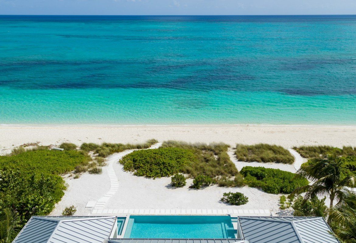 Beachfront vs Oceanfront vs Ocean-View in Turks & Caicos: What’s the Difference?