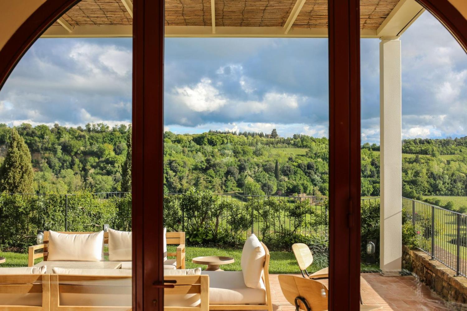 When Is the Best Time to Rent a Villa in Tuscany?