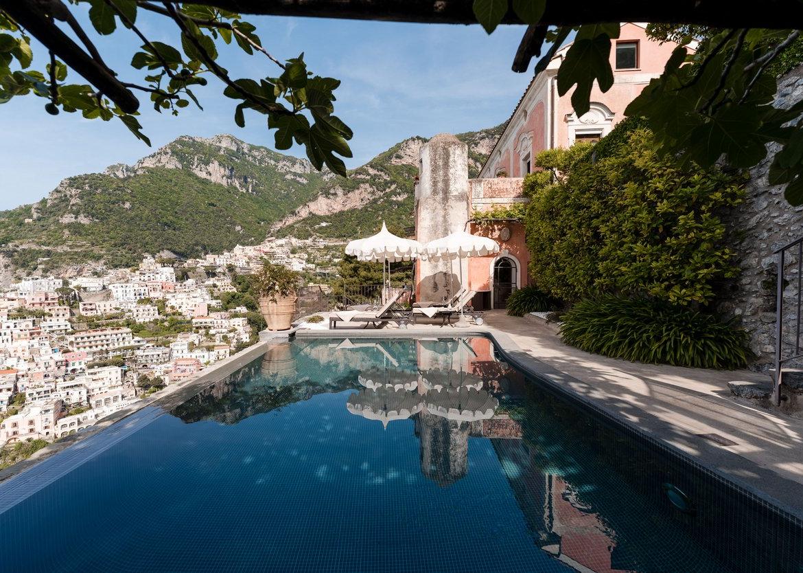 Cinque Terre vs Amalfi Coast: Which Italian Coast Is Best for Your Trip?