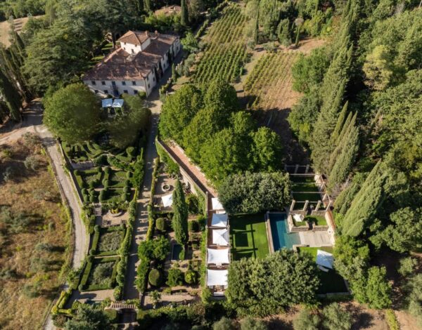Villa I Busini – A Peruzzi de Medici Estate – 8 Guests