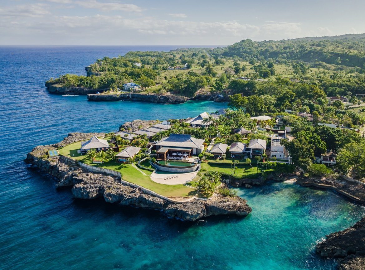 Best Luxury Villa Rental Companies in 2025: Why Haute Retreats Tops the List