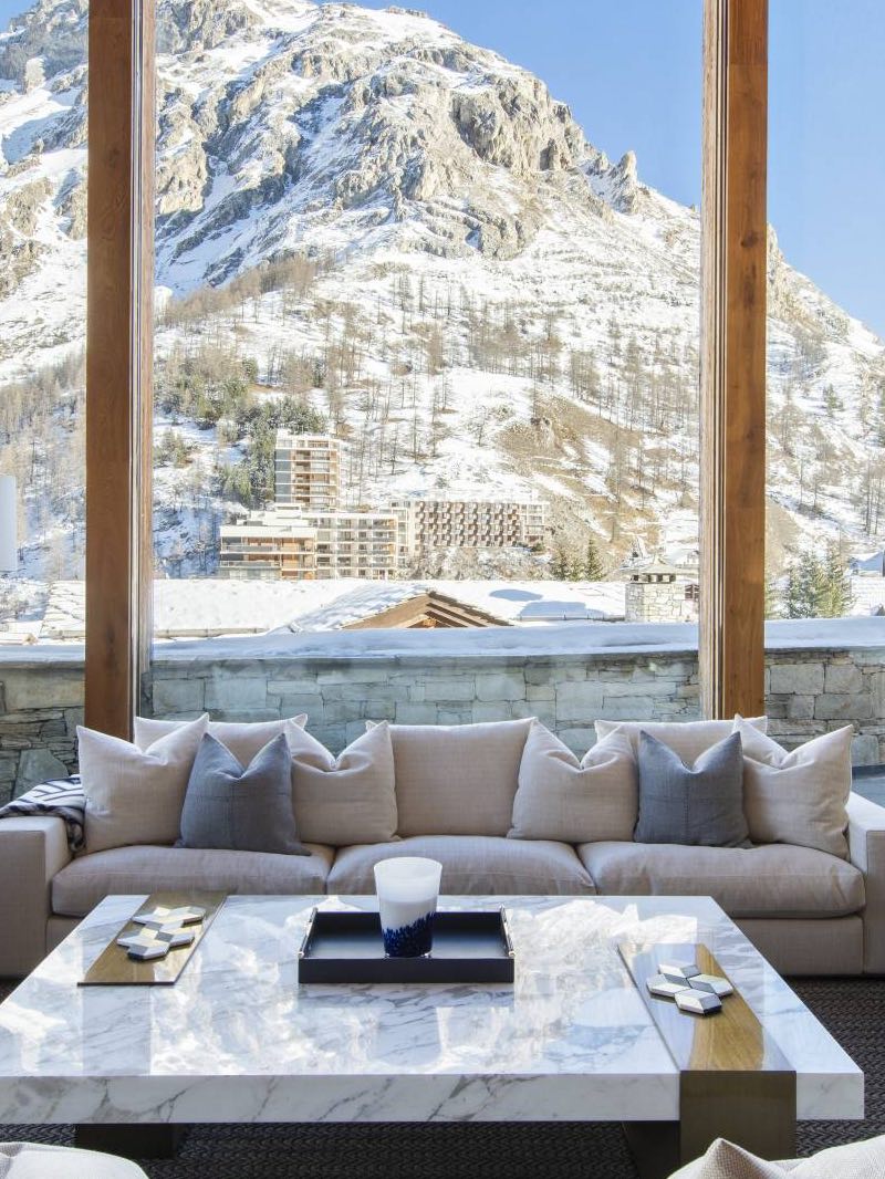 Luxury Villa Rentals and Mansions for Rent | Haute Retreats | - 1 Etoile du Nord West Wing haute retreats 2025 pics 37