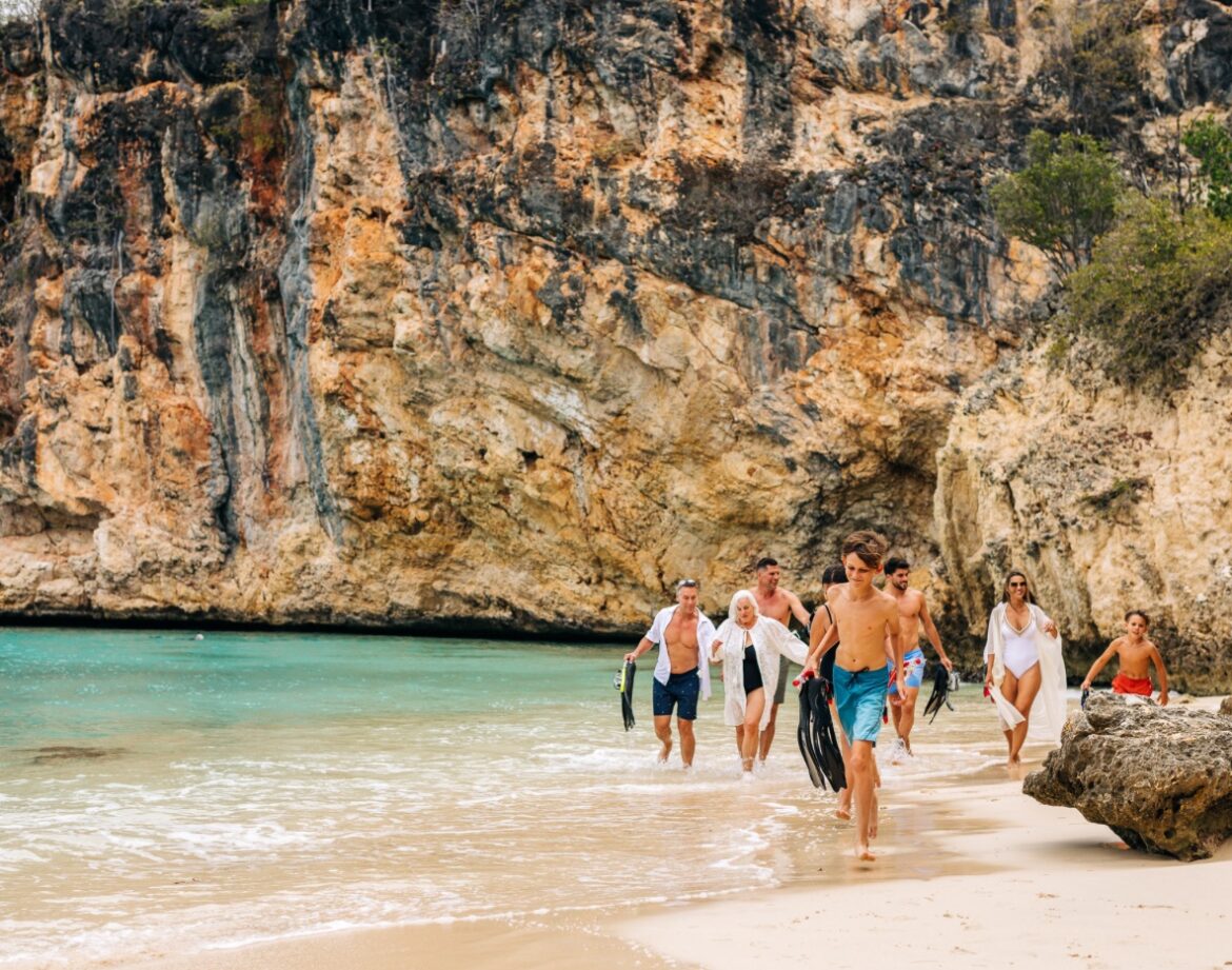 Where is Hot in November 2025? Top Luxury Destinations for Sun-Seeking Travelers