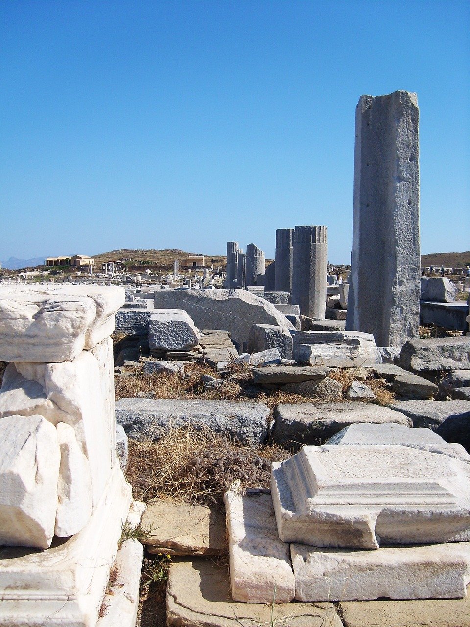 Delos haute Retreats