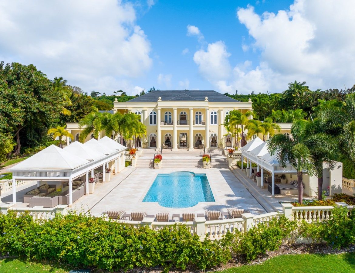 Top 10 Fully Staffed Caribbean Villas for a High-End Spring Break in 2025