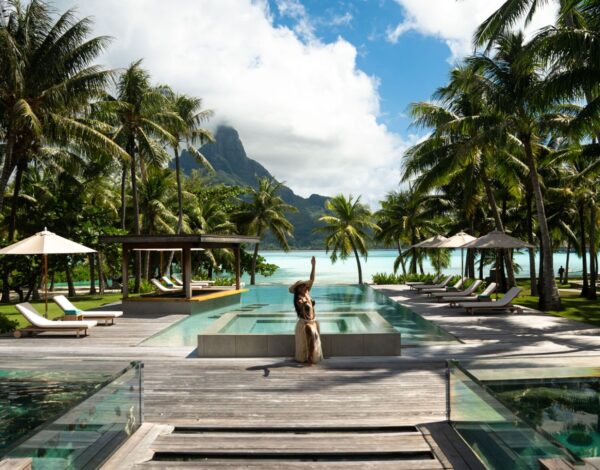 Noam Bora Bora