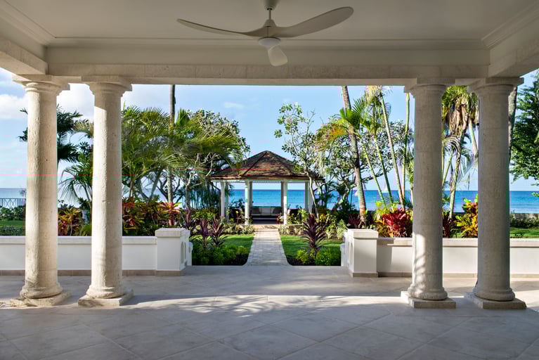 10 Best Places to Vacation for Thanksgiving 2025 (Private Mansions and Luxury Villas Included) 2 Best Places to Vacation for Thanksgiving