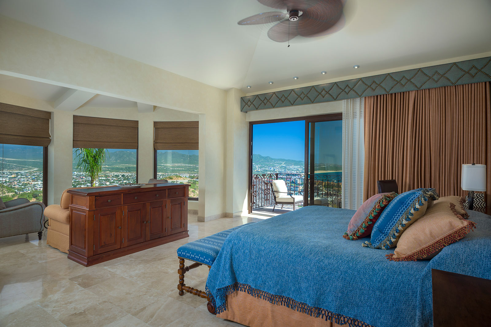 Casa Cielo at Pedregal