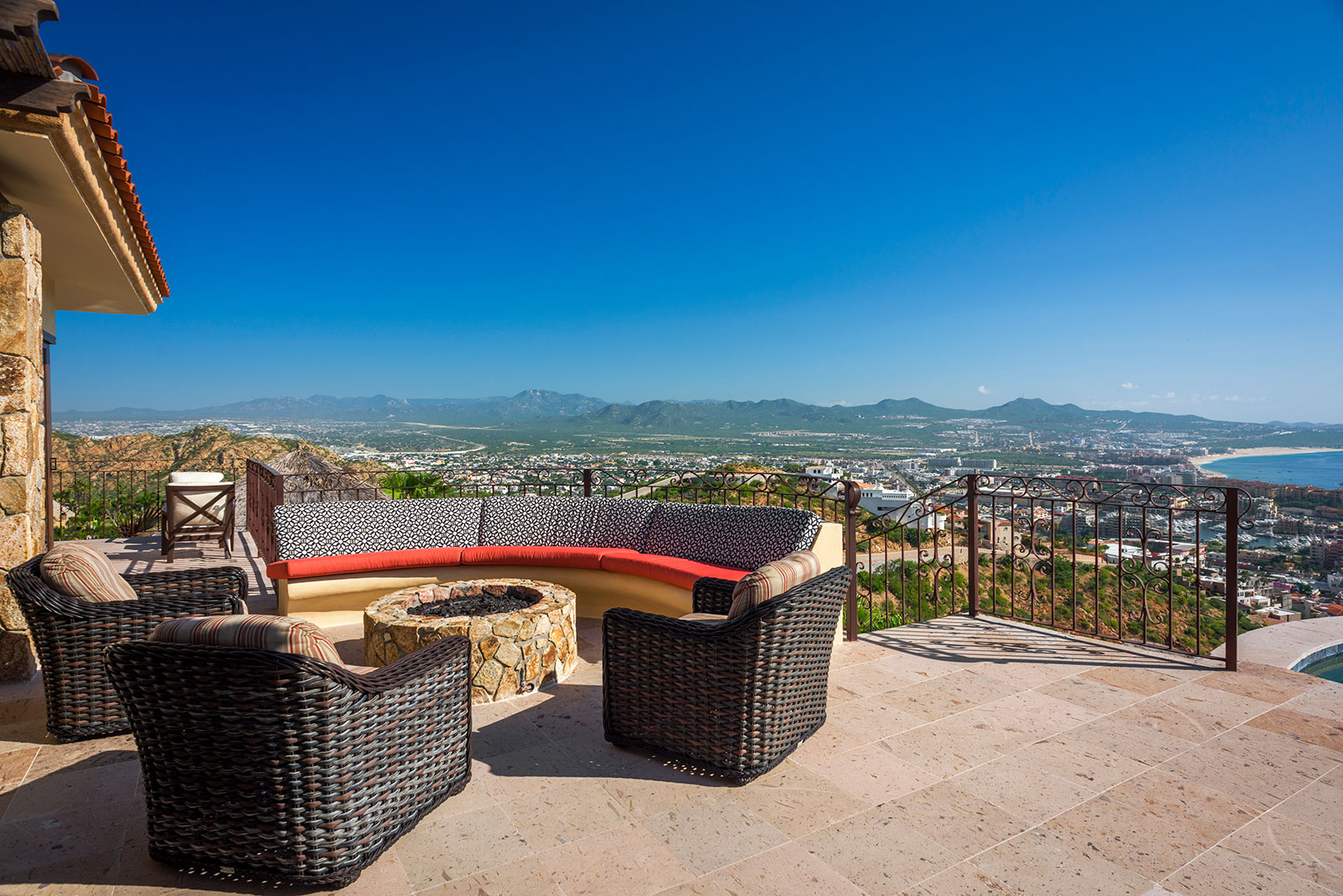 Casa Cielo at Pedregal