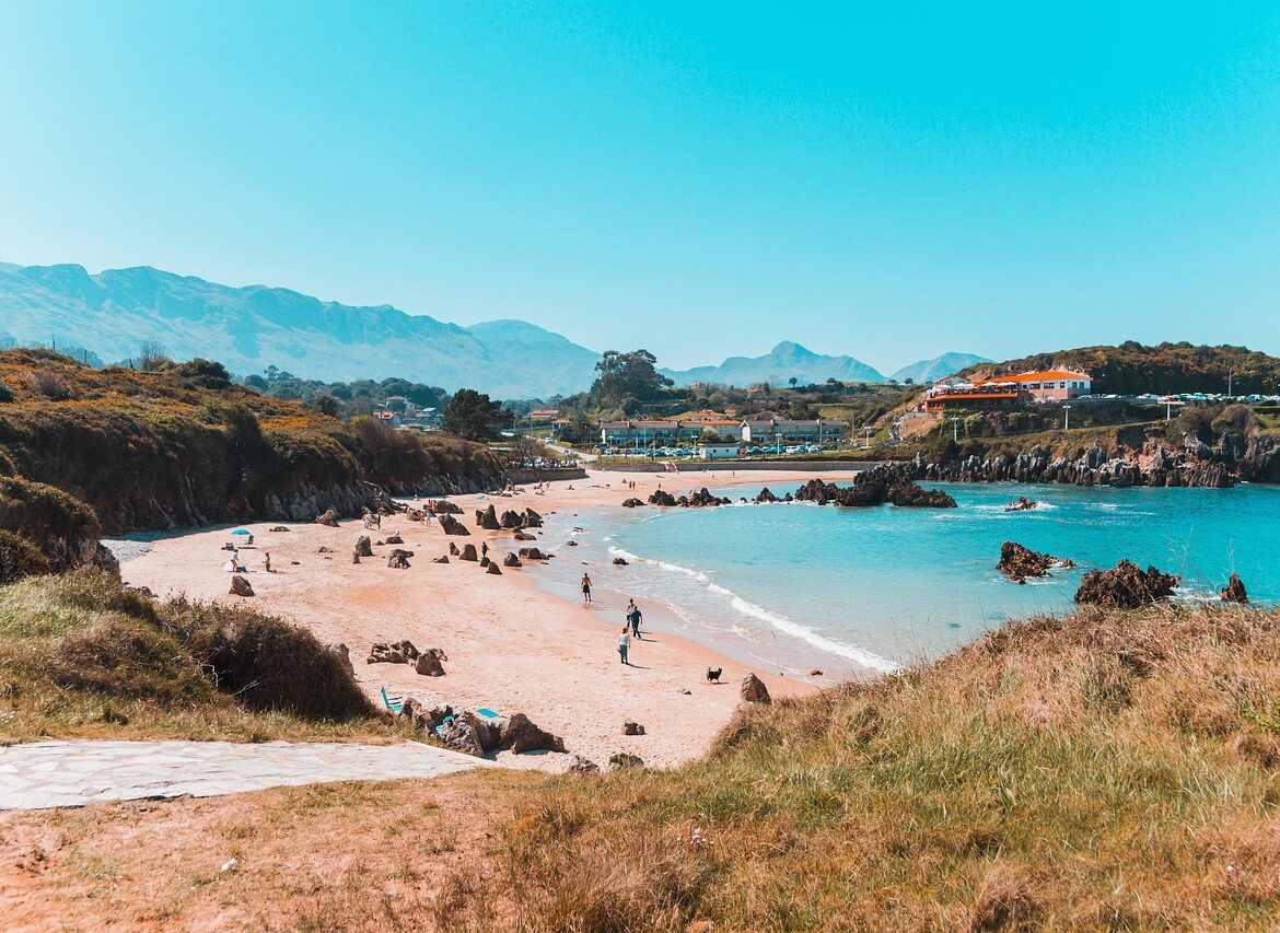 10 Best Places to Travel in June for a Luxury Getaway