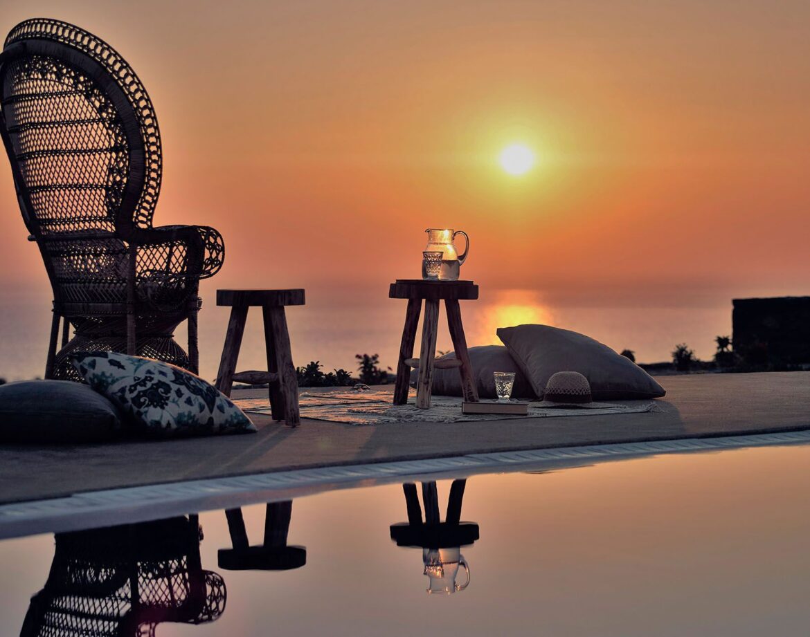 Top 5 Santorini Honeymoon Villas with Private Pools and Sea Views