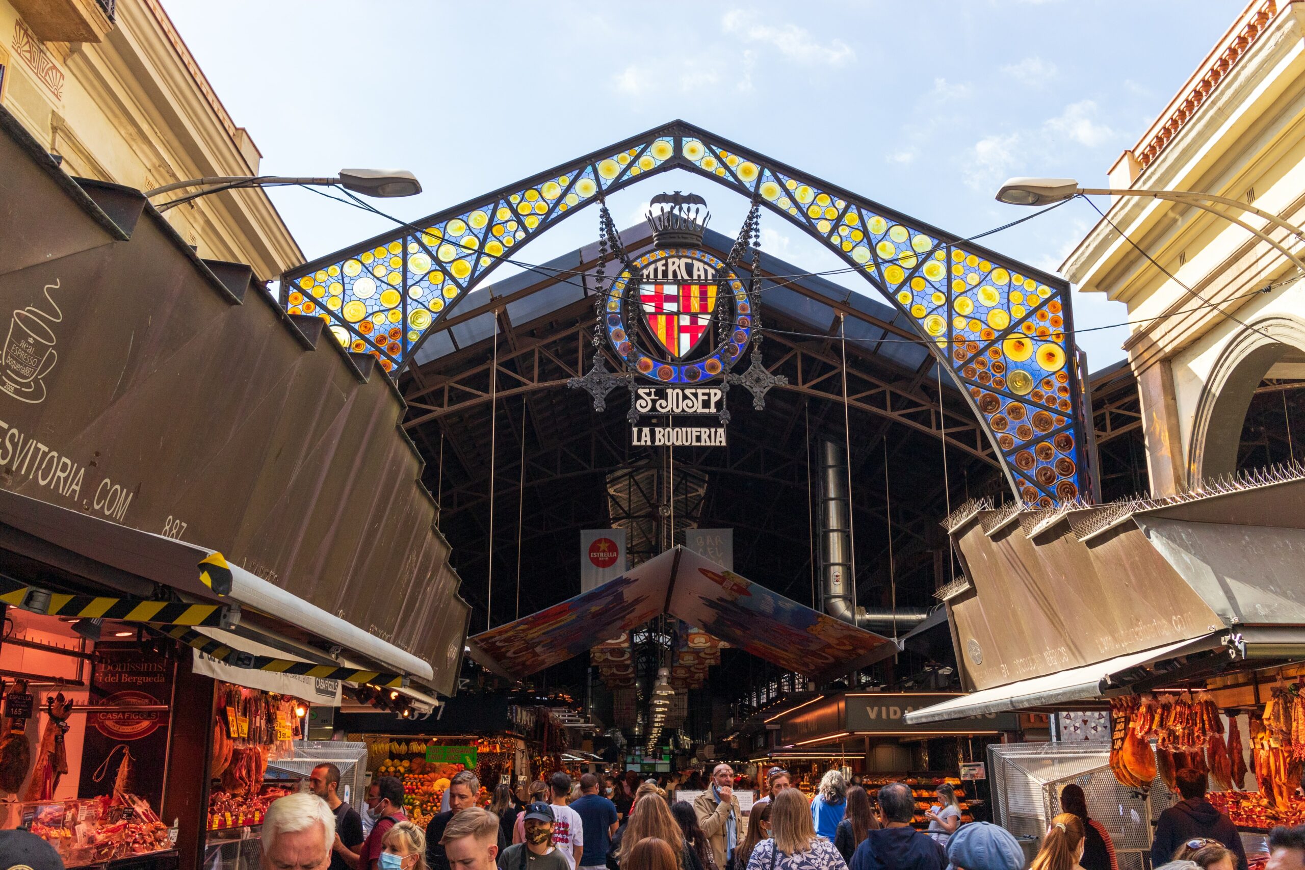 The Ultimate Insider's Guide to the Best Things to Do in Barcelona 2025 2 The Ultimate Insider's Guide to the Best Things to Do in Barcelona 2025 - martijn vonk xO4QI1Eoxyg unsplash scaled 1
