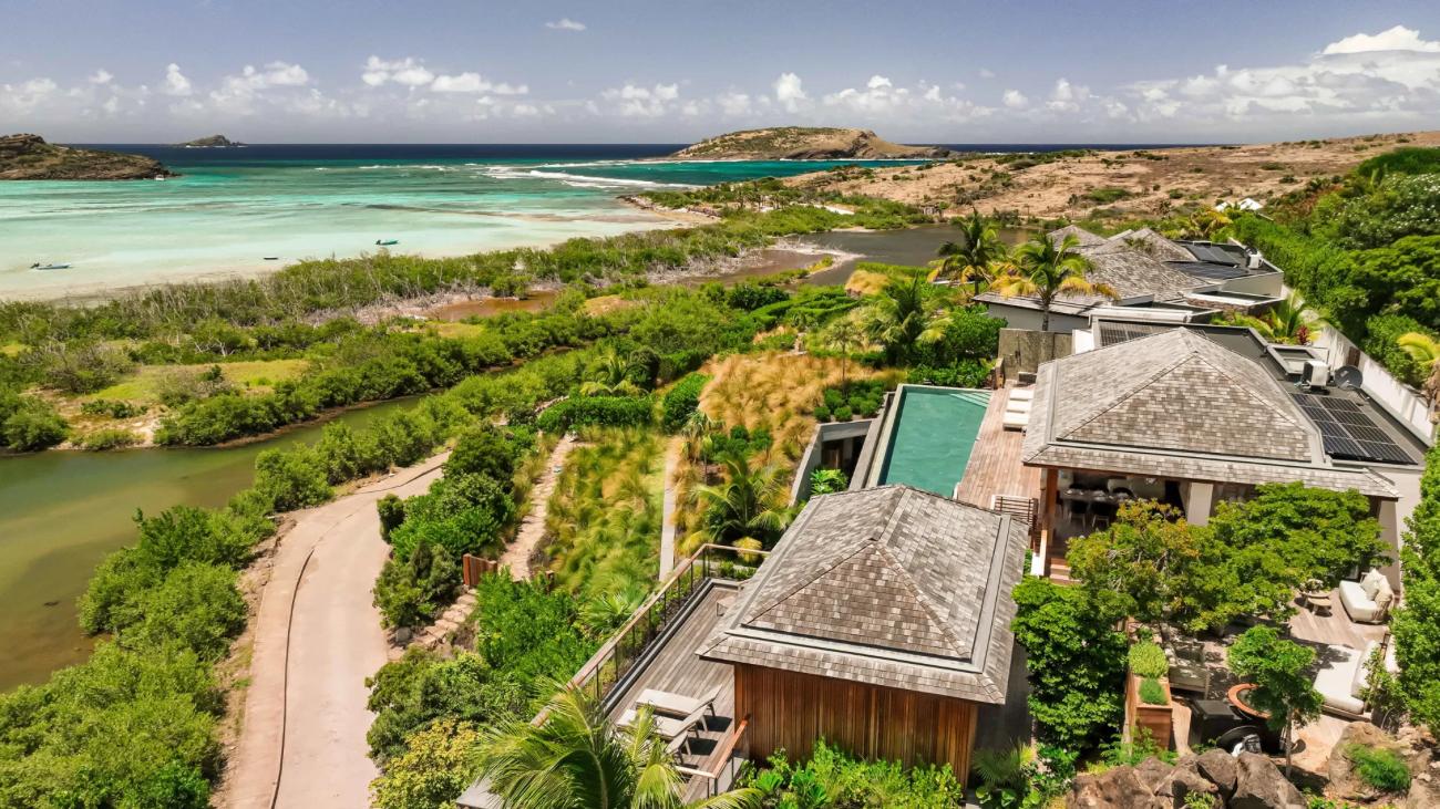 5 Reasons Why St Barts Island Should Be Your Next Luxury Escape 4 5 Reasons Why St Barts Island Should Be Your Next Luxury Escape - st barth villa rental VILLA TOURMALINE STBARTS MYVILLAINSTBARTH AERIAL VIEWS 10.jpg