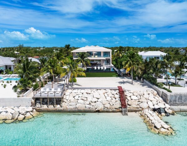 Villa Marahuyo | 6 BR
