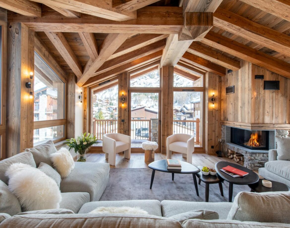 Best Places to Travel in December: From Caribbean Sun to Alpine Charm