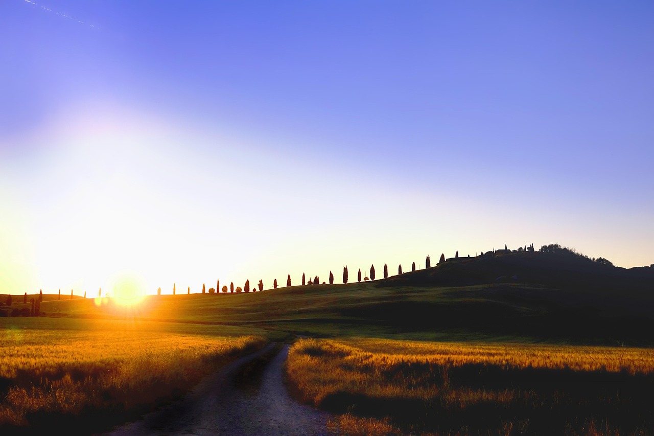 Luxury Villa Rental Tuscany: Under the Stars in Val d’Orcia - dawn 3230864 1280