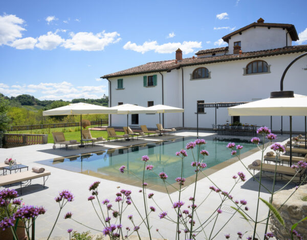 Dora | 11 BR | Premium