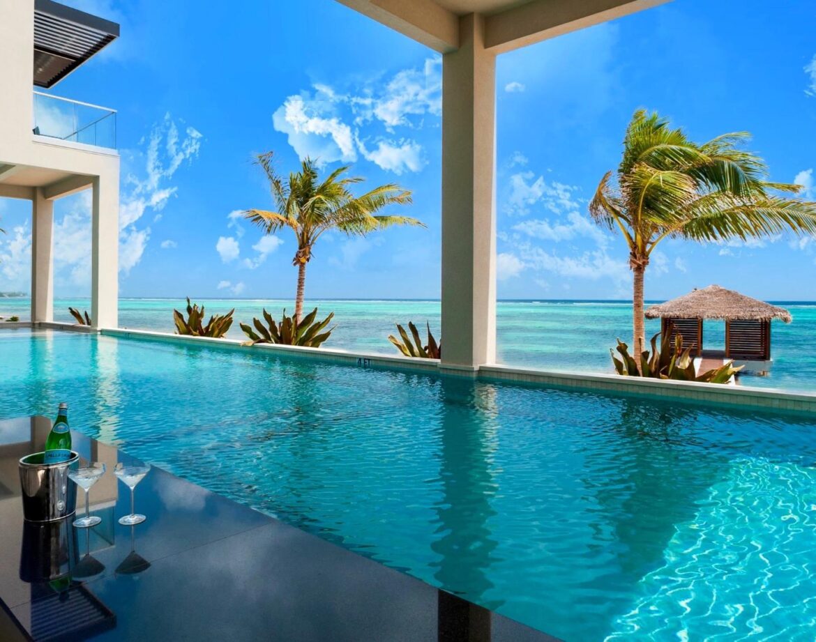 Island Retreats for Big Groups: 8+ Bedroom Villas That Wow