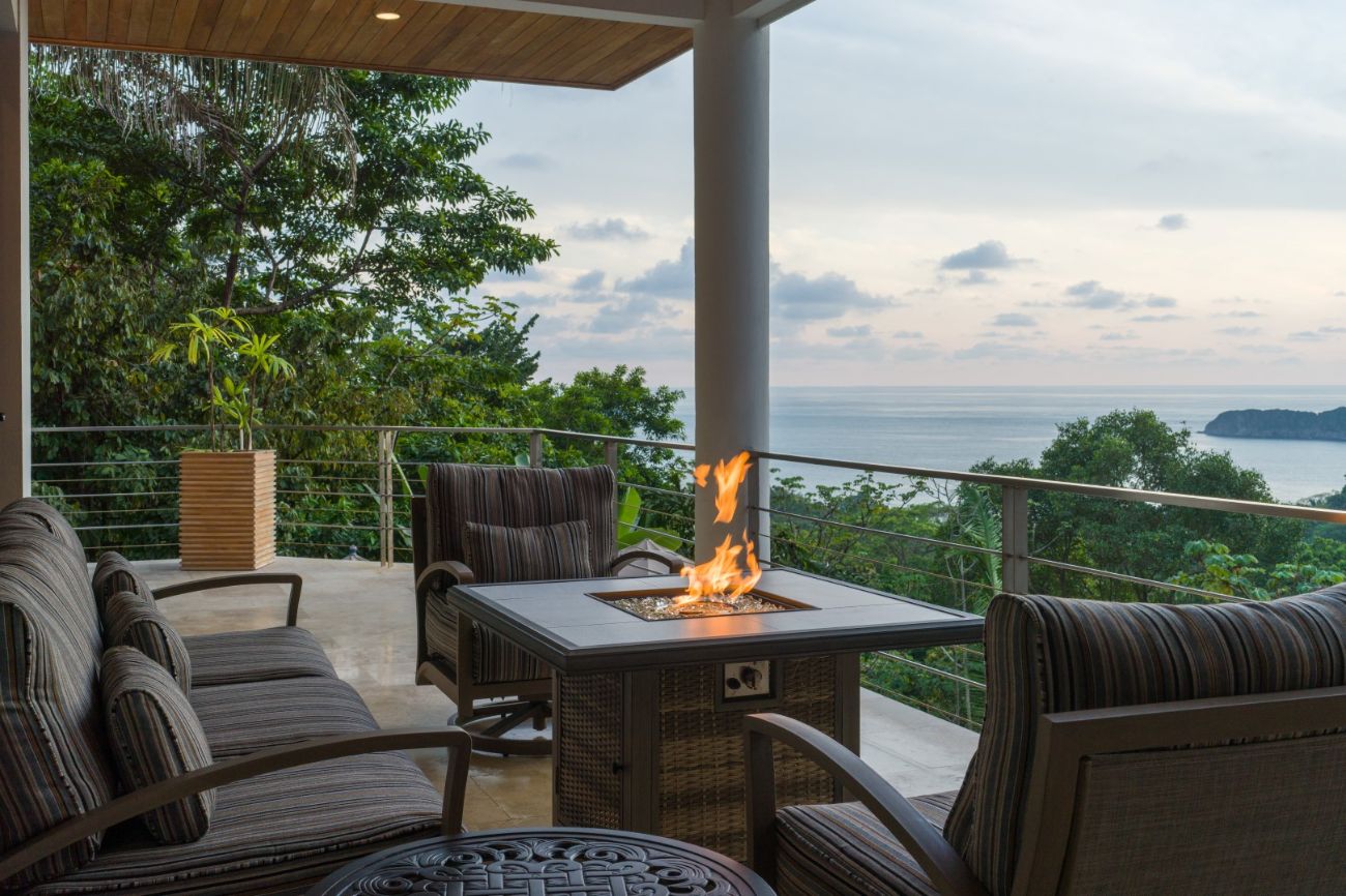 Romantic Getaways: Editor’s Picks from the Haute Retreats Team 8 Romantic Getaways: Editor’s Picks from the Haute Retreats Team - 6 Large