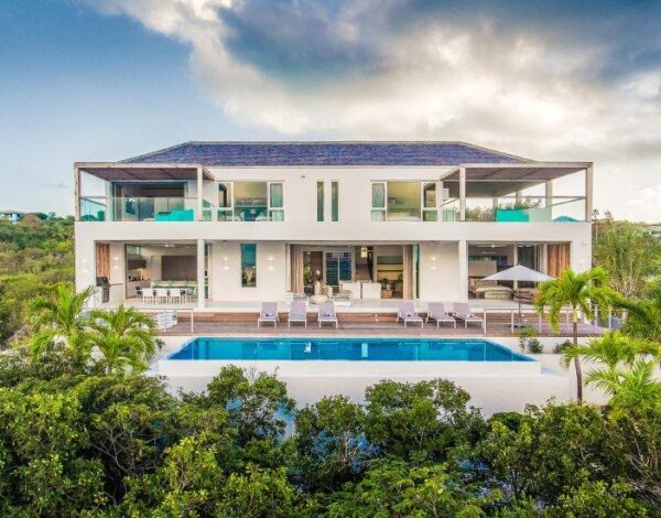 North Shore 4 Bedroom Ocean View Villa
