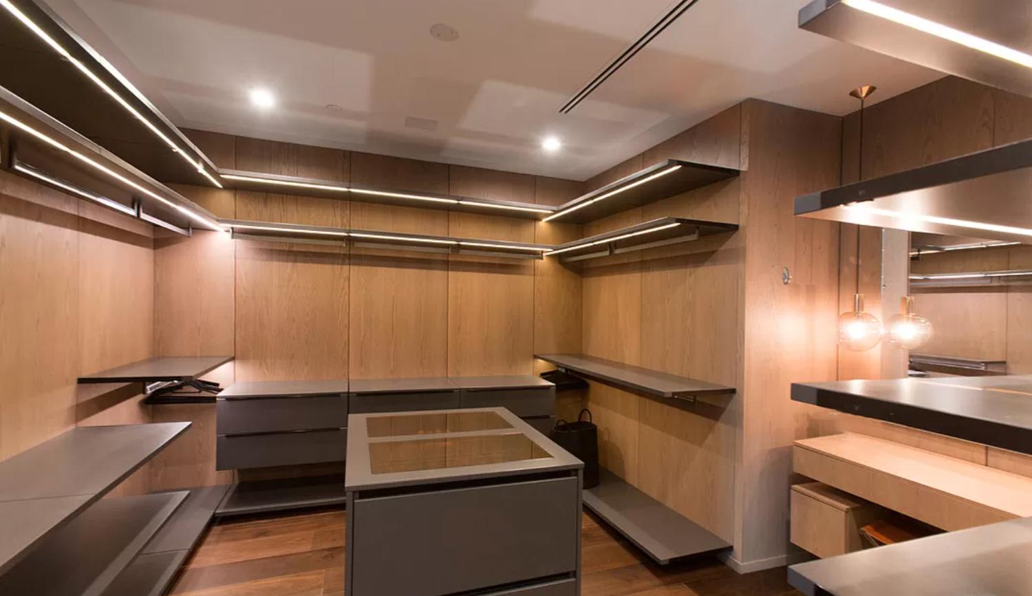 The Foothill Mansion